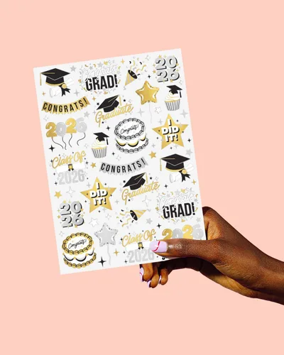 Vista 5 de xo, Fetti Tatuajes temporales de graduación 2026 – 48 estilos de aluminio Decoraciones de fiesta de graduación, accesorio para niñas graduadas
