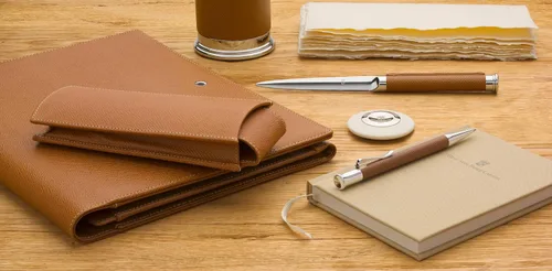 Vista 3 de GRAF von Faber-Castell Portalápices Circular - Marrón