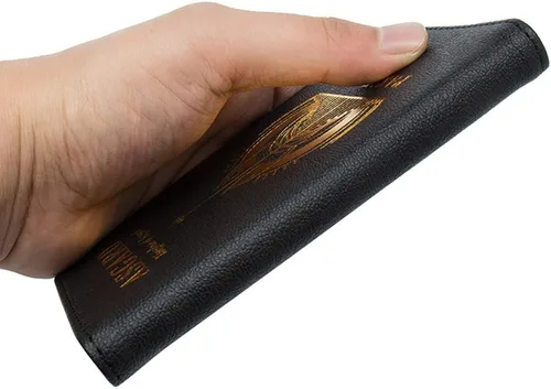 Vista 2 de Funda para pasaporte Kingdom of Wakanda - Funda para pasaporte con múltiples ranuras para tarjetas y boletos, F, Cartera con tarjetero