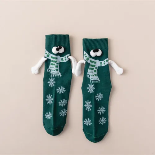 Vista 4 de SEANOTGIVEUP Calcetines magnéticos para parejas tomados de la mano, divertidos calcetines de tubo medio para mujeres y hombres, regalo novedoso