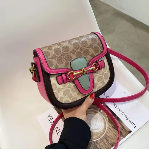 Vista 2 de Bolsos cruzados pequeños para mujer - Bolso de cuero - Diseño de moda - Hebilla dorada