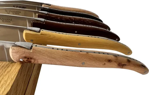 Vista 3 de Laguiole en Aubrac Juego de 6 cuchillos de carne de acero inoxidable mate totalmente forjados con asas de madera mixta