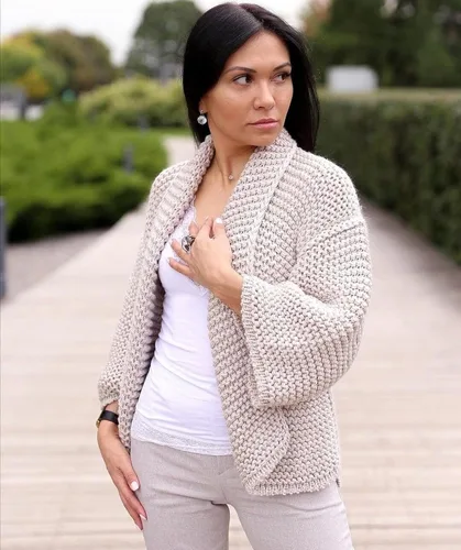 Vista 3 de Estako Megastar, 3.52 Oz (100g) de hilo de acrílico 75% y lana 25%, suave, peso grueso voluminoso #5 para crochet y tejer 120 yardas (110m)