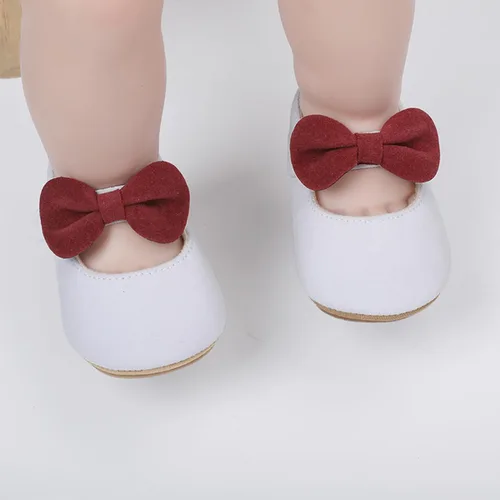 Vista 3 de Uineky Zapatos de vestir para bebés y niñas recién nacidas, zapatos planos estilo Mary Jane, antideslizantes, ligeros, suela suave, zapatos de boda