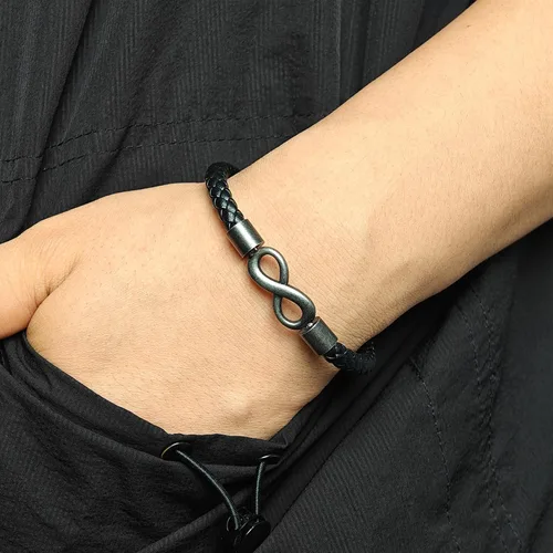 Vista 4 de Para mi hombre, pulsera de cuero personalizada de nombre dual infinito, pulsera trenzada de acero inoxidable personalizada con nombre para hombres