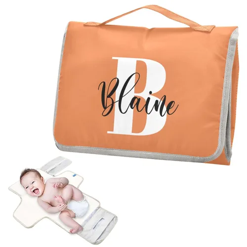 Vista 10 de Cambiador de pañales de bebé beige para niños pequeños, tapete portátil para cambiar pañales con bolsillo de almacenamiento para viajes, aparador