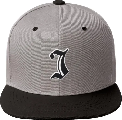 Vista 1075 de Daxton Gorra clásica con visera de billete plano con letras del alfabeto inglés antiguo de la A a la Z