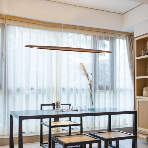 Vista 2 de YISDESIGN Lámpara colgante lineal de madera Lámpara colgante minimalista Lámpara lineal de madera Iluminación de isla de cocina de 40 W regulable