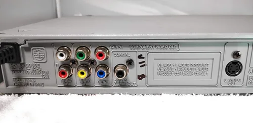 Vista 6 de Magnavox MSD126 reproductor de DVD/CD con escaneo progresivo