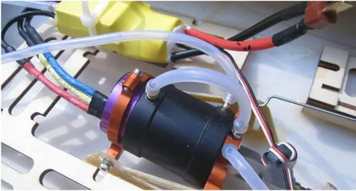 Vista 6 de Bettomshin Motor de aluminio de refrigeración por agua chaqueta de metal control remoto modelo barco partesBlueSuitable for36Series Control remoto