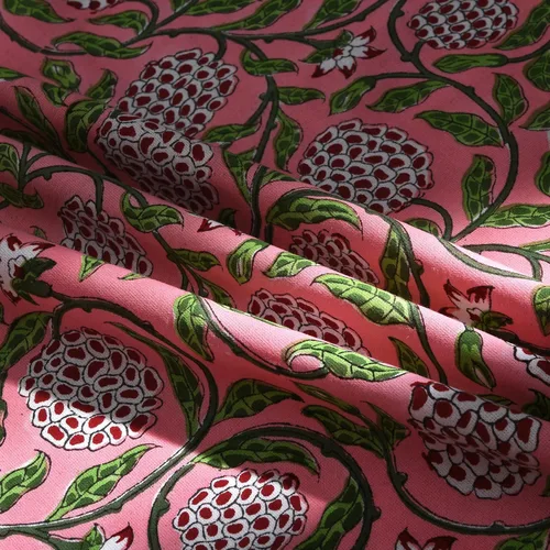 Vista 33 de Ridhi Mantel redondo estampado a mano color rosa flamenco 110 pulgadas 100%