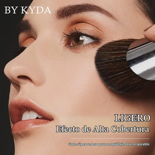 Vista 4 de KYDA AirBrush Foundation Spray, Bruma de maquillaje para base sedosa, Cobertura impecable para un acabado nude cremoso y suave, Fórmula duradera