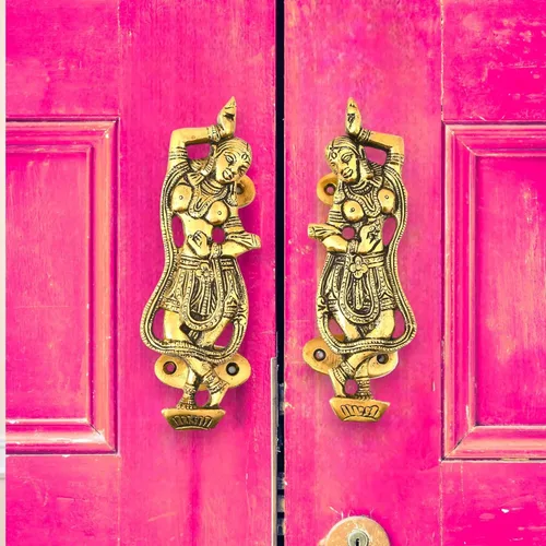 Vista 2 de LoveNspire Tiradores decorativos antiguos de puerta de dama bailarina de 6.8 pulgadas, par de 2 pomos únicos de latón para cajón, estante, armario