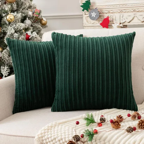 Vista 129 de UGASA - Fundas de almohada decorativas de terciopelo suave y sólidas de Navidad para sala de estar/sofá, 16 x 16 pulgadas, 2 unidades, color burdeos