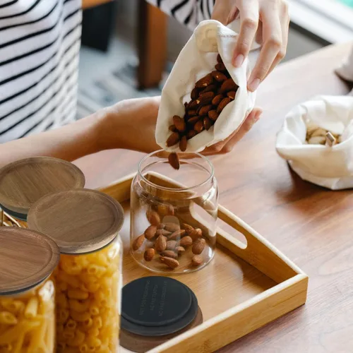 Vista 4 de Ball - Juego de 4 tapas de madera para tarros de boca regular con anillos de sellado de silicona, tapas de almacenamiento herméticas