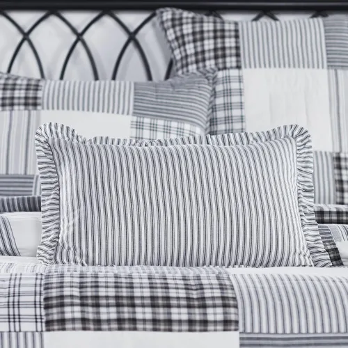 Vista 3 de VHC Brands, Sawyer Mill - Almohada de rayas con volantes, color negro, 14 x 22 pulgadas
