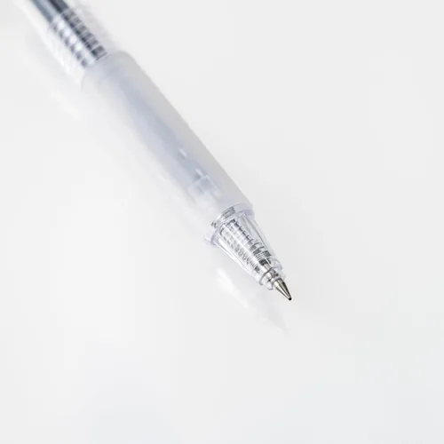Vista 3 de Bolígrafos de gel retráctiles ultra finos de 0.015 in punta de bala para una escritura rápida y suave, tinta negra, paquete de 12