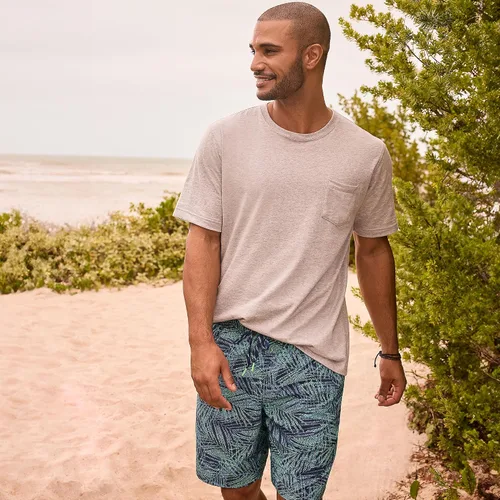 Vista 4 de Lands' End Camiseta de manga corta Super-T con bolsillo para hombre