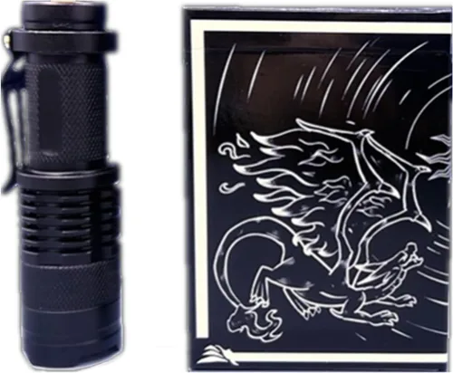 Vista 3 de Dragon Roar - Juego de cartas de póquer con fluorescencia, baraja de cartas novedosas para mazos de cartas, juegos de fiesta (1 unidad, blanco)