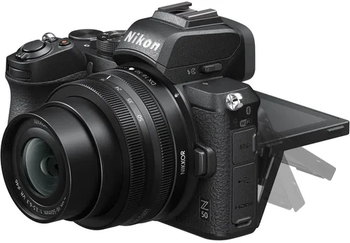Vista 5 de Nikon Cámara digital sin espejo Z50 con lente de 0.630-1.969 in (1633) + bolsa para cámara + filtro UV de 1.811 in + tarjeta de memoria Extreme PRO