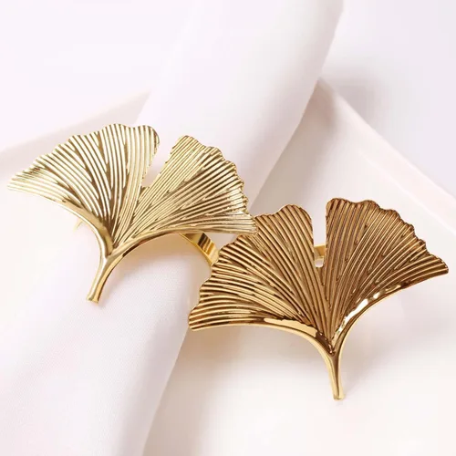 Vista 3 de Jolitee Juego de cuatro servilleteros dorados de hoja de ginkgo – Elegante metal pesado, accesorio de mesa versátil para bodas, vacaciones y uso