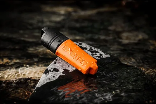 Vista 6 de EXOTAC - FireSLEEVE Funda impermeable para encendedor no incluye encendedor (negro)