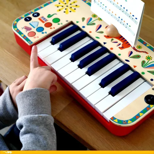 Vista 6 de DJECO Animambo - Sintetizador - Instrumento musical seguro para niños, lindo juguete musical educativo para habilidades motoras, creatividad