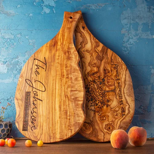 Vista 6 de Forest Decor Tabla de servir de madera de olivo, tabla de quesos de madera, tabla de servir con asa, tabla de charcutería de cocina tallada a mano