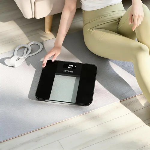 Vista 9 de NUTRI FIT Báscula digital de baño para peso corporal, alta precisión de 0.1 libras, capacidad de 400 libras, tecnología Step-On, pantalla LCD