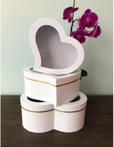 Vista 3 de UNIKPACKAGING Caja de flores con forma de corazón de alta calidad, cajas de regalo para flores de lujo y arreglos de regalo, juego de 3 (blanco)