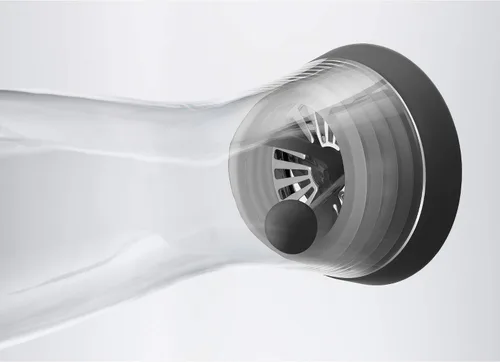 Vista 3 de WMF Basic Water Decanter 1L Altura 11.4 in Close-Up Tapón Vidrio Cromargan® Acero Inoxidable, Plata