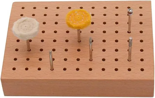 Vista 2 de Soporte de madera para brocas, organizador rotativo para brocas, almacenamiento de herramientas con 88 agujeros, 5-4/5 x 4 pulgadas