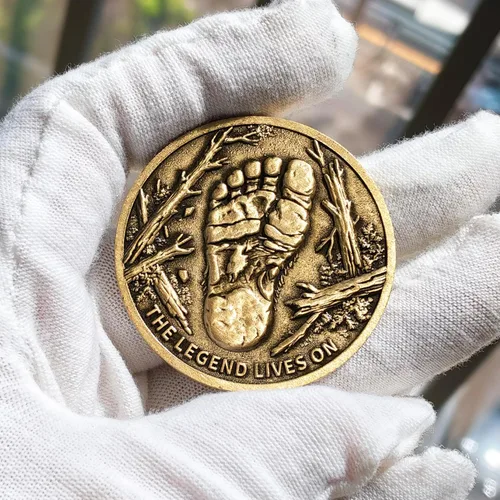 Vista 4 de Sasquatch Forest Wilderness Legend Challenge Coin 1.57