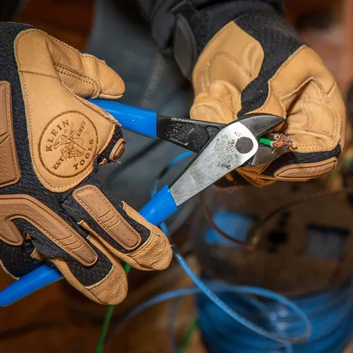 Vista 9 de Klein Tools D2000-28 Alicates, Fabricados en Estados Unidos, Alicates de Corte Diagonal con Cabeza en Ángulo son de Servicio Pesado para Cortar