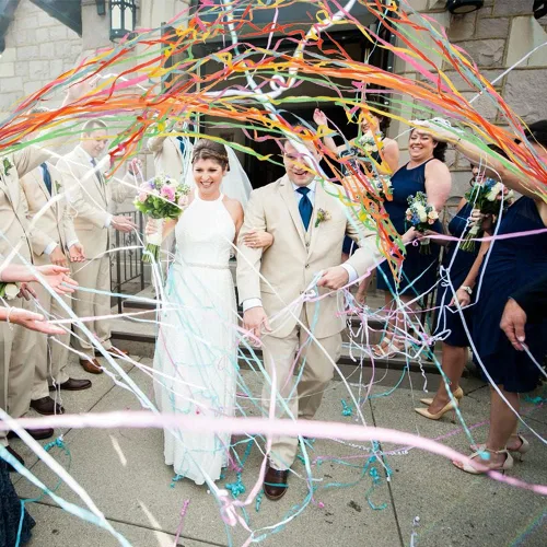 Vista 5 de BEISHIDA Streamers Popper Lanzador de Serpentinas de Mano Confeti Sin Desorden para Año Nuevo 2026 Día de San Patricio Celebración de Pascua