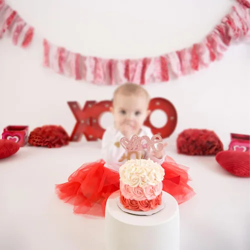 Vista 6 de Ephlyn 1 decoración de pastel de corazón con purpurina para el día de San Valentín, primer cumpleaños, decoración para baby shower, fiesta