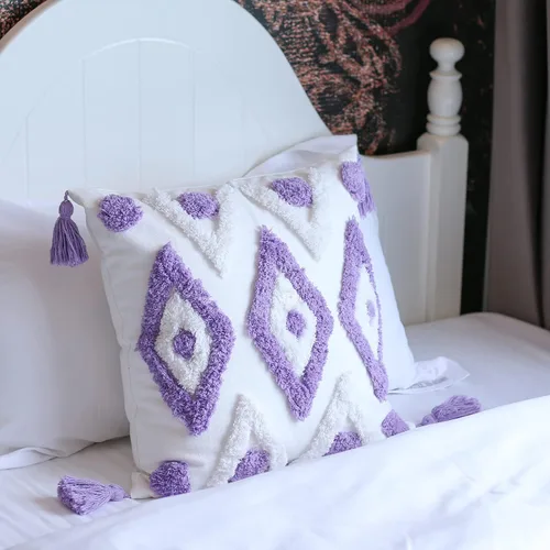 Vista 2 de ANGELLOONG Fundas de almohada de color morado claro y blanco, fundas de almohada de lavanda para cama, fundas de almohada modernas con borlas