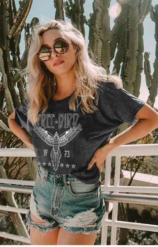 Vista 3 de Camiseta vintage de banda de rock para mujer, camisa retro de pájaro, camisetas gráficas de águila, camisa de música retro, camisetas casuales