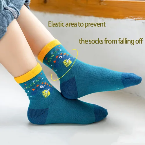 Vista 5 de QIYIENDIAN 5 pares de calcetines cálidos y acogedores con dibujos animados, colores sólidos para niños de 1 a 10 años