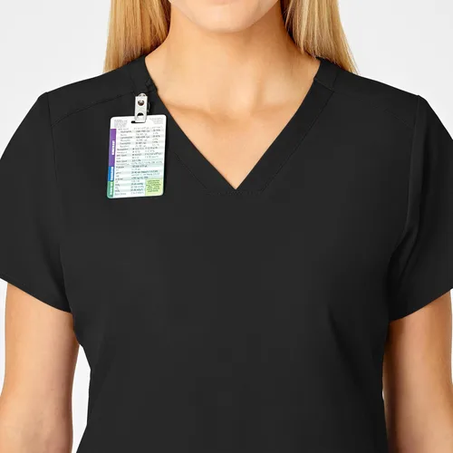 Vista 6 de Uniformes Médicos Wink para Mujer, W123, Blusas Estilizadas con Cuello en V y 5 Bolsillos Negro
