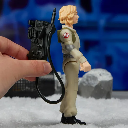 Vista 5 de Ghostbusters Fright Features Callie Spengler figura de acción con accesorio de juguete fantasma Ecto-Stretch Tech Possessor, juguetes