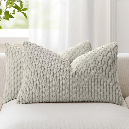 Vista 100 de Kevin Textile - Juego de 2 fundas de almohada de pana suave de 16 x 16 pulgadas, color verde aguamarina Fundas de almohada decorativas de pana