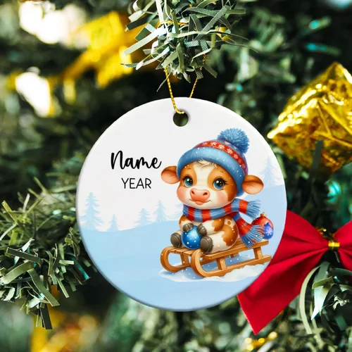 Vista 3 de Adornos de Navidad personalizados de vaca para niños, adornos personalizados de la primera Navidad del bebé de vaca para recién nacido, adorno
