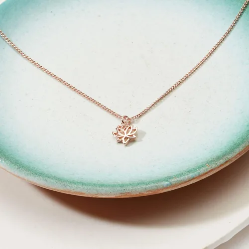 Vista 2 de Dear Ava Collar de regalo para mujeres y niñas, colgante de joyería moderna ajustable, idea de regalo de amor para ella con tarjeta sincera, regalos