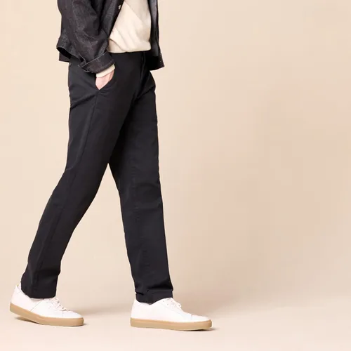 Vista 2 de Amazon Essentials - Pantalón chino casual elástico de corte recto para hombre