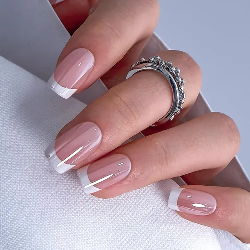 Vista 28 de CurvLife - Uñas postizas cuadradas cortas a presión, color blanco brillante Cuadrado Gradiente Blanco