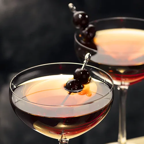 Vista 2 de Luxardo Cerezas Marrasquino Gourmet para Cóctel para Old Fashioned, Manhattan y Postres, frasco de 14.11 oz. [Paquete de 2]