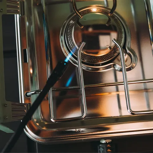 Vista 4 de Ignik Encendedor de butano de aluminio recargable a prueba de viento
