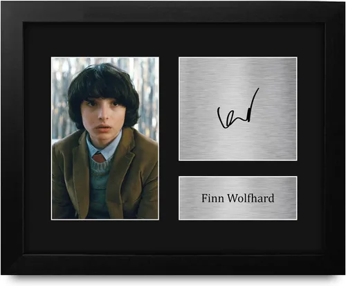 Vista 8 de HWC Trading Finn Wolfhard Stranger Things Gifts USL - Imagen impresa con autógrafo firmado para fanáticos del programa de televisión, tamaño carta