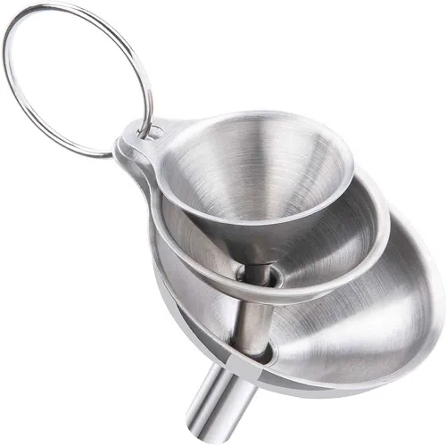 Vista 2 de 3 embudo de acero inoxidable de grado alimenticio de metal para cocina con 2 cepillos de limpieza para llenar botellas, transferir líquido, aceite